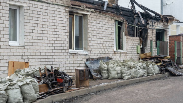 24/7 Emergency Fire Damage Removal experts in Clute, TX